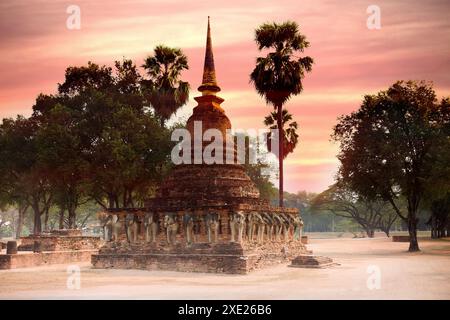 Ruinen von buddhistischen antiken Tempeln Stockfoto