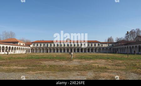 La Certosa ehemaliges Kloster und Eintrittsportal für Irrenanstalten in Collegno Stockfoto