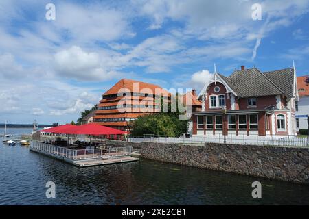 Neustadt in Holstein, Blick auf das Binnenwasser und Pagodenspeicher Stockfoto