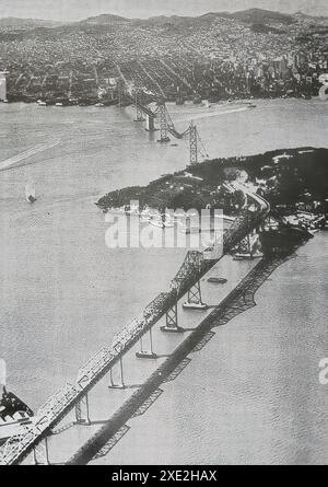 Viersen, Deutschland - 9. Mai. 2024: Altes Schwarz-weiß-Foto am Ende der Bauzeit der Golden Gate Bridge San Francisco um 1936 (Fokus Stockfoto