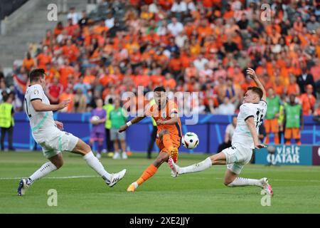 Berlin, Deutschland, 25. Juni 2024. Cody Gakpo erzielte das erste Tor seiner Mannschaft während des Spiels zwischen den Niederlanden und Österreich. Uefa Euro 2024 Deutschland. Gruppe D.. Quelle: Fabideciria/Alamy Live News Stockfoto