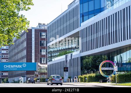 Hauptsitz der Covestro AG in Leverkusen, Chempark, NRW Stockfoto