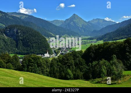 Blick auf Au im Bregenzerwald; Vorarlberg; Österreich Stockfoto