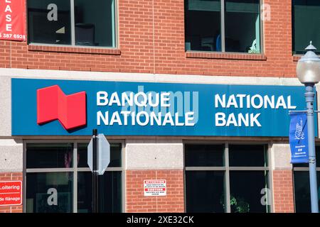 National Bank Schild auf der Main Street im Zentrum von Moncton, New Brunswick, Kanada Stockfoto