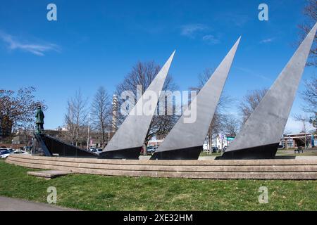 Moncton 100 Monument und Statue von Joseph Salter im Tidal Bore Park in der Innenstadt von Moncton, New Brunswick, Kanada Stockfoto