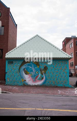 Fischgemälde in der Alma Street im Zentrum von Moncton, New Brunswick, Kanada Stockfoto