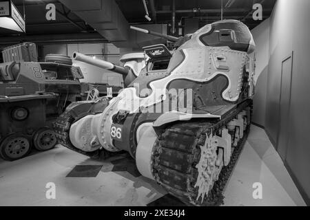 Bovington.Dorset.Vereinigtes Königreich.25. Februar 2024.ein Panzer mit M3 Grant aus dem Zweiten Weltkrieg ist im Tank Museum in Dorset zu sehen Stockfoto