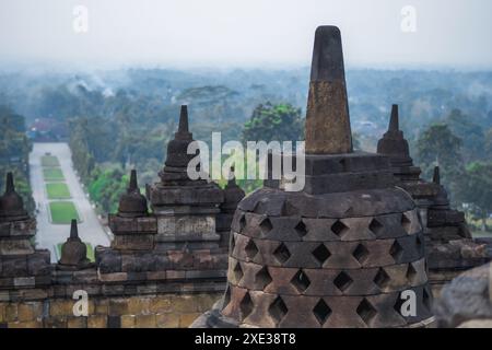 Borobudur Tempel Antike Buddhistische Monument in Yogyakarta, Java, Indonesien Stockfoto