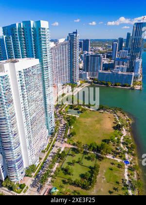 Miami Edgewater, Florida, USA. Drohnenfoto Dade County 2024 Stockfoto