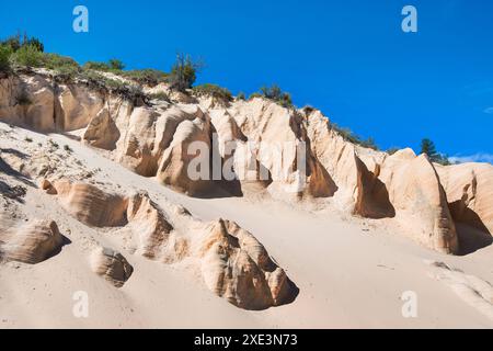 Weiße Sandsteinwände, Red Hollow Canyon Trail, Orderville, Utah Stockfoto
