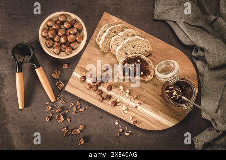 Veganer Schokoladenaufstrich Stockfoto