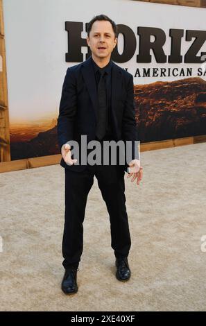 LOS ANGELES, KALIFORNIEN – 24. JUNI: Giovanni Ribisi besucht die US-Premiere von Horizon: An American Saga - Chapter 1 im Regency Village Theatre auf Ju Stockfoto