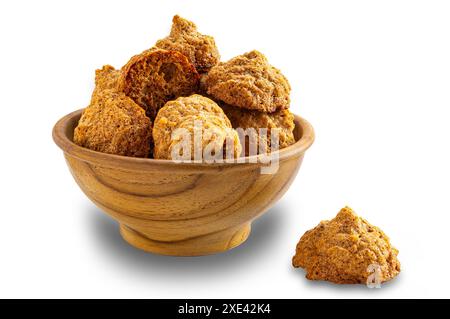 Hausgemachte Kokosnussschüsseln in Holzschüssel. Stockfoto