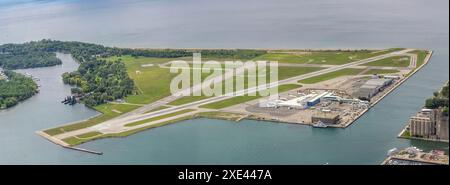 Toronto, Ontario, Kanada. Juni 2024. Billy Bishop Toronto City Airport, ein Regionalflughafen auf den Toronto Islands Stockfoto