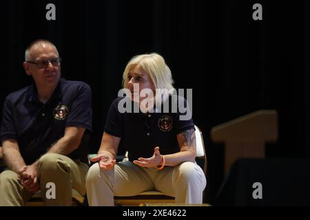 East Palestine OH June 25: NTSB-Vorsitzende Jennifer Homed spricht über die Untersuchung von East Palestine, Ohio, Entgleisung am 25. Juni 2024 Credit: Mpi34/MediaPunch Stockfoto