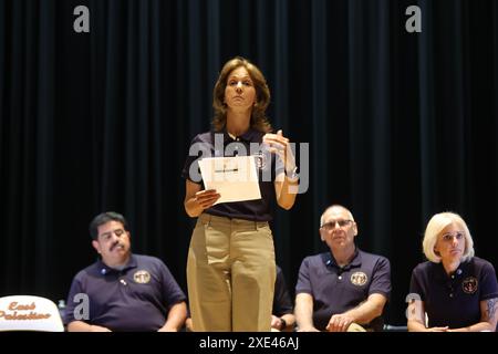 East Palestine OH June 25: NTSB-Vorsitzende Jennifer Homed spricht über die Untersuchung von East Palestine, Ohio, Entgleisung am 25. Juni 2024 Credit: Mpi34/MediaPunch Stockfoto