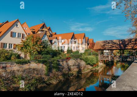 Altes deutsches Bürgerhaus in Bietigheim-Bissingen, Baden-Württemberg, Deutschland, Europa. Die Altstadt ist voller bunter und wir Stockfoto