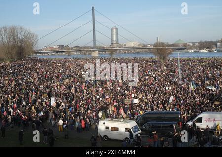 Protest gegen AFD und Rechtsextremismus Stockfoto