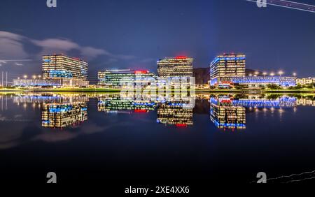 Abendliche Skyline-Szenen in tempe arizona Stockfoto