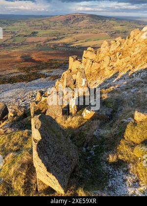 Der Titterstone Clee Hill, der dritthöchste Hügel in der Grafschaft Shropshire, England, Großbritannien. Stockfoto