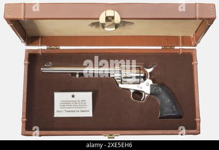 Handfeuerwaffen, Revolver, Colt Frontier Six-Shooter, Kaliber .44 Zoll, Peacemaker Centennial 1973, EIGENSCHAFT FREIGEGEBEN Stockfoto