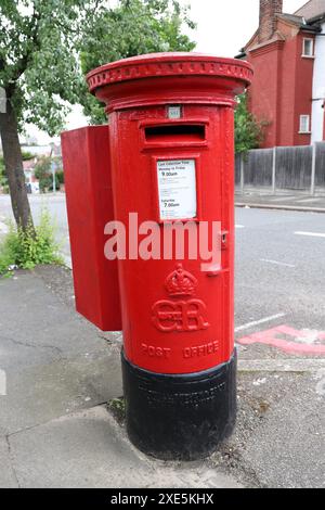 Seltene Postfiliale Edward VIII. In Hendon, London, England. Stockfoto