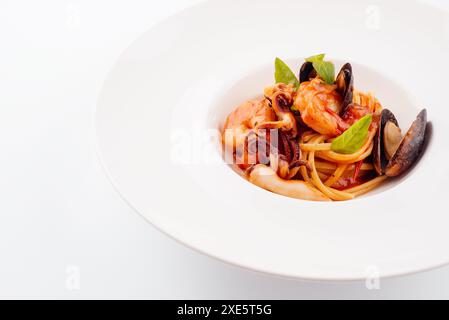 Pescatore Tomatensauce Nudeln mit Meeresfrüchten Stockfoto