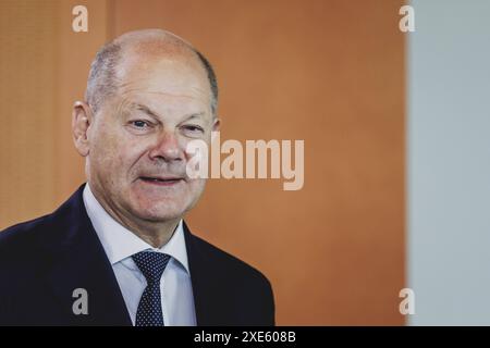 OLAF Scholz SPD, Bundeskanzler, aufgenommen im Rahmen der woechentlichen Sitzung des Kabinetts in Berlin, 26.06.2024. Berlin Deutschland *** Olaf Scholz SPD , Bundeskanzler, aufgezeichnet während der wöchentlichen Kabinettssitzung in Berlin, 26 06 2024 Berlin Deutschland Copyright: xFlorianxGaertnerxphotothek.dex Stockfoto