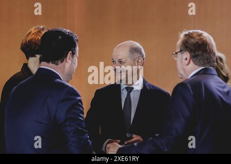 OLAF Scholz SPD, Bundeskanzler, aufgenommen im Rahmen der woechentlichen Sitzung des Kabinetts in Berlin, 26.06.2024. Berlin Deutschland *** Olaf Scholz SPD , Bundeskanzler, aufgezeichnet während der wöchentlichen Kabinettssitzung in Berlin, 26 06 2024 Berlin Deutschland Copyright: xFlorianxGaertnerxphotothek.dex Stockfoto