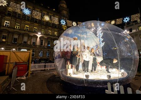 Mercado de Navidad de George Square Stockfoto