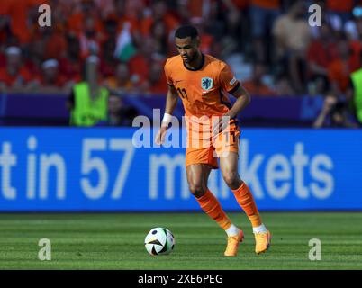 BERLIN, DEUTSCHLAND - 25. JUNI: Cody Gakpo aus den Niederlanden während des Gruppenspiels der UEFA EURO 2024 zwischen den Niederlanden und Österreich im Olympiastadion am 25. Juni 2024 in Berlin. © diebilderwelt / Alamy Stock Stockfoto