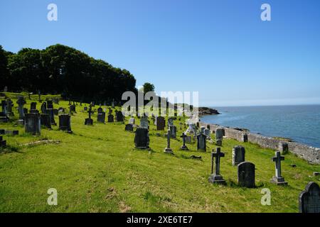 Ruinen der St. Patrick’s Chapel, Heysham: Die mythischen Ruinen von Lancashire mit einem himmlischen Blick Stockfoto