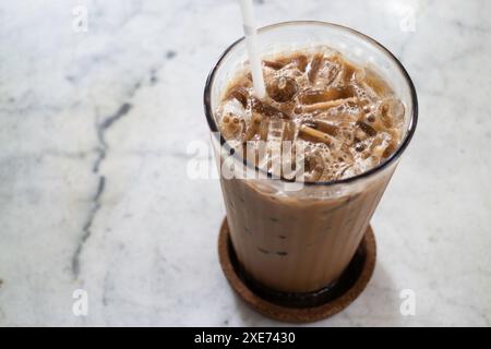 Espresso-Kaffee gemischte Schokolade im Glas, Stockfoto Stockfoto