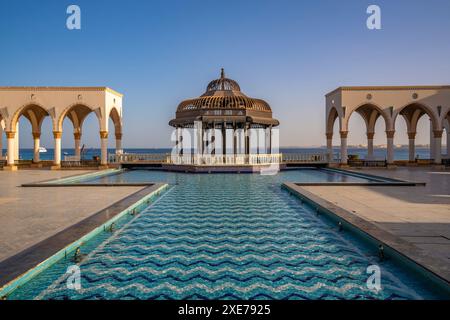 Blick auf die Ankunftsplatte in der Altstadt von Sahl Hasheesh, Sahl Hasheesh, Hurghada, Gouvernement des Roten Meeres, Ägypten, Nordafrika, Afrika Stockfoto