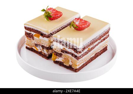 Zwei Stück mehrschichtiger Kakaoschwammkuchen Stockfoto