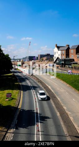 Stockton on Tees, Großbritannien. Juni 2024. Die Bauarbeiten im Stadtzentrum begannen nach Abschluss der Abrissarbeiten im Rahmen der Pläne des Councils, die High Street zum Fluss zu öffnen und einen NHS Health Hub zu umfassen. David Dixon / Alamy Stockfoto