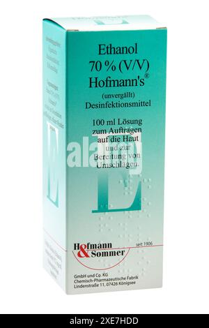 Hamburg - 22. Juni 2024: Desinfektionsmittel Ethanol Hofmann isoliert auf weißem Hintergrund Stockfoto
