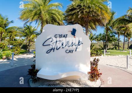 Great Stirrup Cay Bliss: Ein spektakulärer Wandteppich tropischer Schönheit auf den bezaubernden Berry Islands, Bahamas Stockfoto