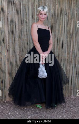 London, Großbritannien. Juni 2024. Pixie Geldof nimmt an der Serpentine Summer Party 2024 in der Serpentine Gallery in Kensington Gardens Teil. (Foto: Cat Morley/SOPA Images/SIPA USA) Credit: SIPA USA/Alamy Live News Stockfoto