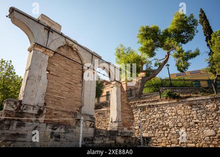 Antike Überreste der römischen Agora, die in Athen während der Römerzeit, Athen, Griechenland, am 17. August 2024 erbaut wurde Stockfoto