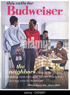 1962 Budweiser Bierwerbung - "das ruft die Nachbarn in der Küche" Stockfoto