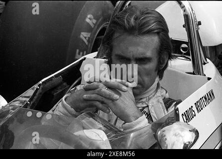 Der argentinische Rennfahrer Carlos Reutemann beim Gran Premio Argentina Fórmula UNO (Grand Prix der argentinischen Formel 1) in Buenos Aires, Januar 1973. Stockfoto