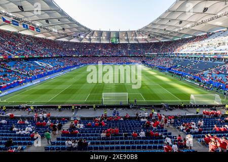 Hamburg, Deutschland. Juni 2024. Das Volksparkstadion ist bereit für das Spiel der UEFA Euro 2024 in der Gruppe F zwischen Tschechien und der Türkei in Hamburg. Quelle: Gonzales Photo/Alamy Live News Stockfoto