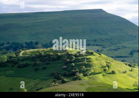 Castell Dinas auf Y GRIB, The Dragon's Back, Black Mountains, Powys, UK Stockfoto