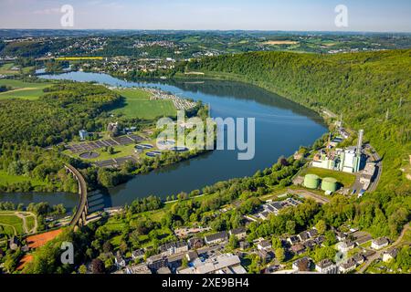 Luftaufnahme, Blick auf den Harkortsee und das Ardeygebirge mit Wetter, Ruhrviadukt mit Ruhrverband Klärwerk Hagen, Campingplätze Caravan- und Wassersportvere Stockfoto