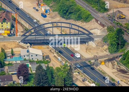 Luftaufnahme, Brückenbau über die Autobahn- und Eisenbahnstrecke A42, Cranger Straße am Autobahnkreuz Herne, Baukau-West, Herne, Ruhrgebiet, Nord Stockfoto