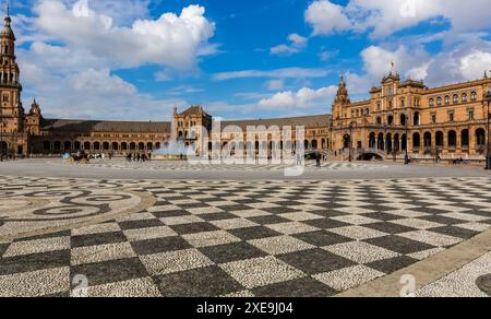 Sevilla ist die Hauptstadt der autonomen Gemeinschaft Andalusien in Südspanien Stockfoto