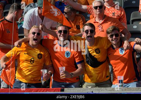 Berlin, Deutschland. Juni 2024. Deutschland, Berlin, Fußball, Österreich vs. Niederlande, Gruppe D, Gruppenphase, UEFA EURO 2024, SP, Olympia - Stadion Berlin, niederländische Fans, 25.06. 2024, Quelle: HMB Media/Alamy Live News Stockfoto