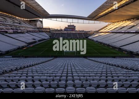 Sao Paulo, Brasilien. Juni 2024. SP - SAO PAULO - 06/26/2024 - BRAZILIAN A 2024, CORINTHIANS x CUIABA - Allgemeine Ansicht des Stadions Arena Corinthians für das Spiel zwischen Corinthians und Cuiaba für die brasilianische A 2024 Meisterschaft. Foto: Ettore Chiereguini/AGIF (Foto: Ettore Chiereguini/AGIF/SIPA USA) Credit: SIPA USA/Alamy Live News Stockfoto