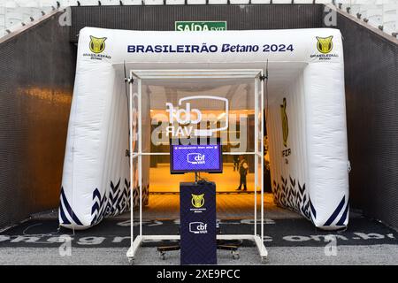 Sao Paulo, Brasilien. Juni 2024. VAR Stand beim Spiel zwischen Corinthians und Cuiaba in der Neo Quimica Arena in Sao Paulo, Brasilien, das Spiel gilt für die Campeonato Brasileiro Serie A (Roberto Casimiro/SPP) Credit: SPP Sport Press Photo. /Alamy Live News Stockfoto